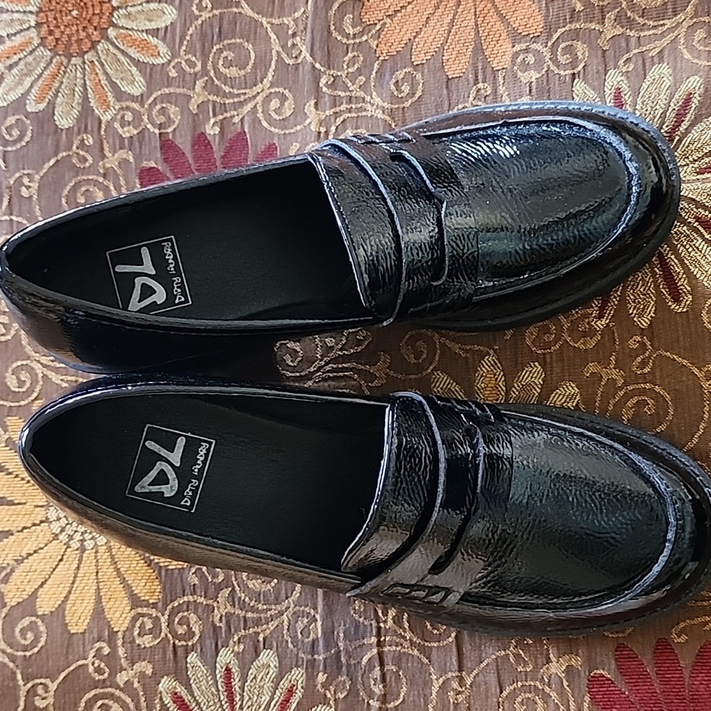 New Black faux patent leather platform loafers
